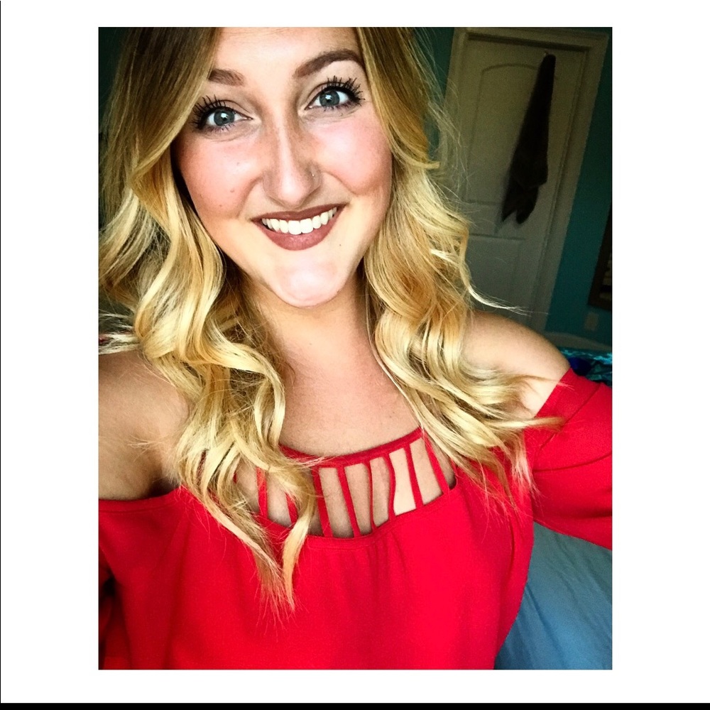 Meet your Posher, Noelle